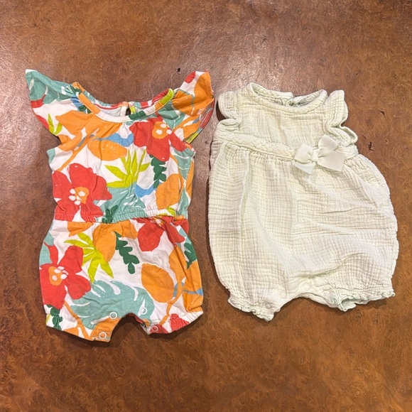 Carters Rompers 3 Months - Picture 1 of 3